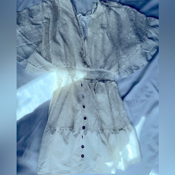 Source Unknown Dresses & Skirts - BOHO BOUTIQUE LACE DRESS
